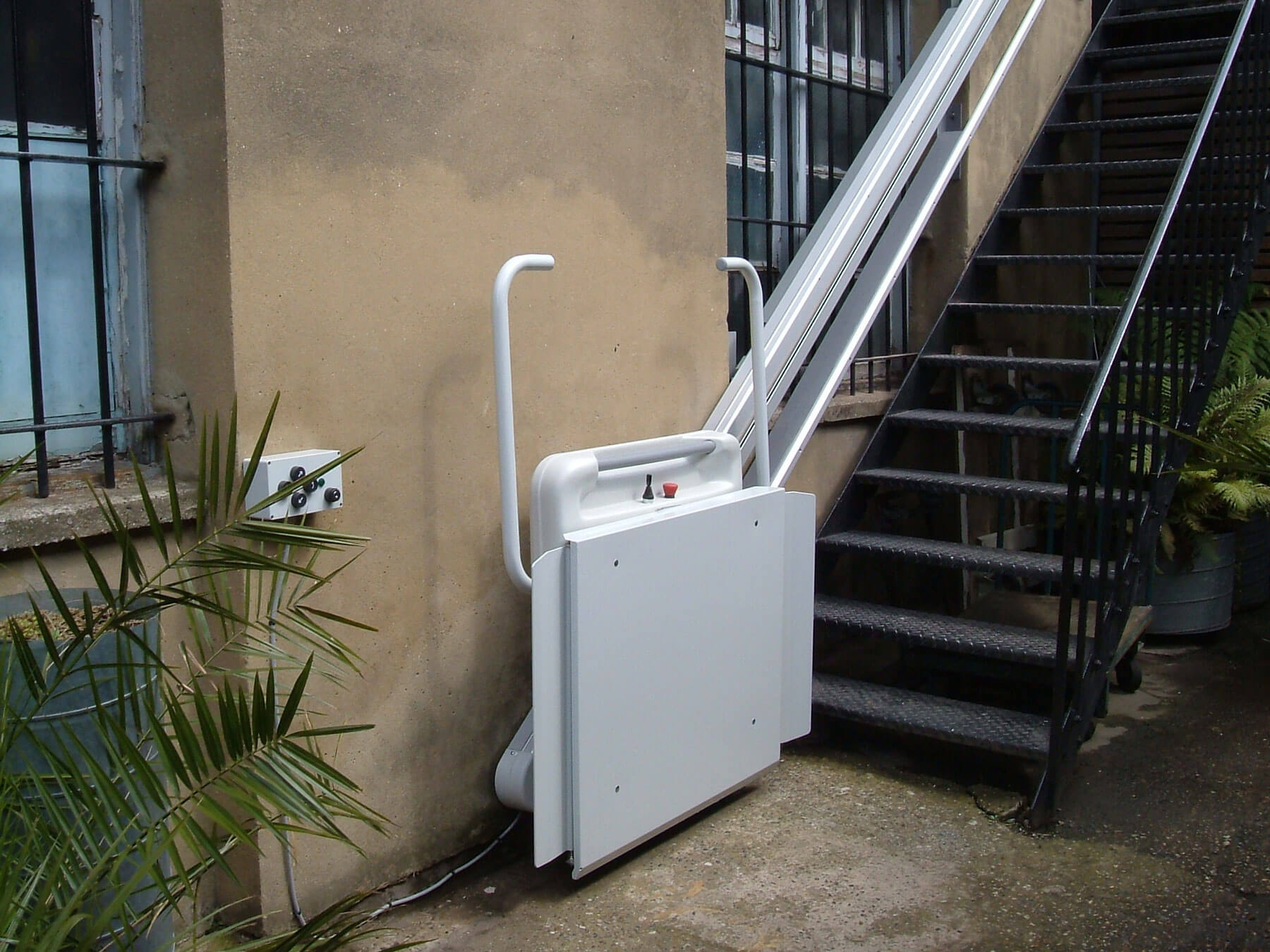 The Ultimate Guide For Stairlifts And Home Lifts In The Uk The Day Herald